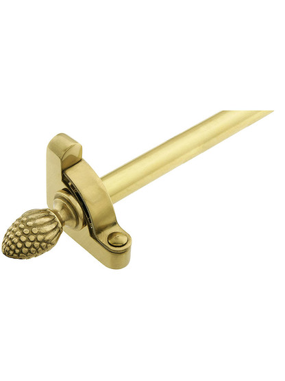 28 1/2 inch Heritage Pineapple Tip Stair Rod - 1/2 inch Diameter Brass With Standard Brackets in Polished Brass.